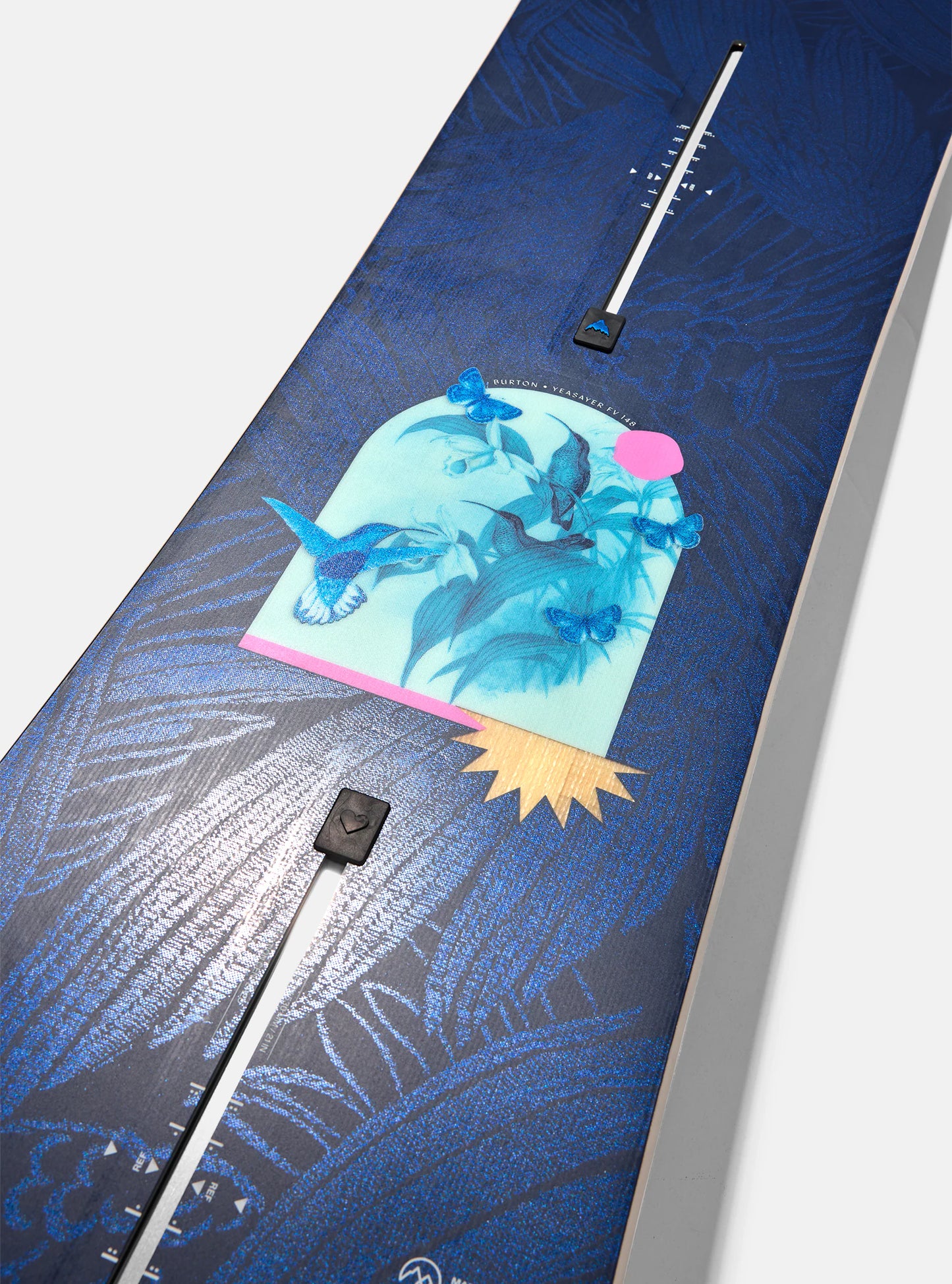 Burton Yeasayer Flying V Snowboard 2026 - Women's