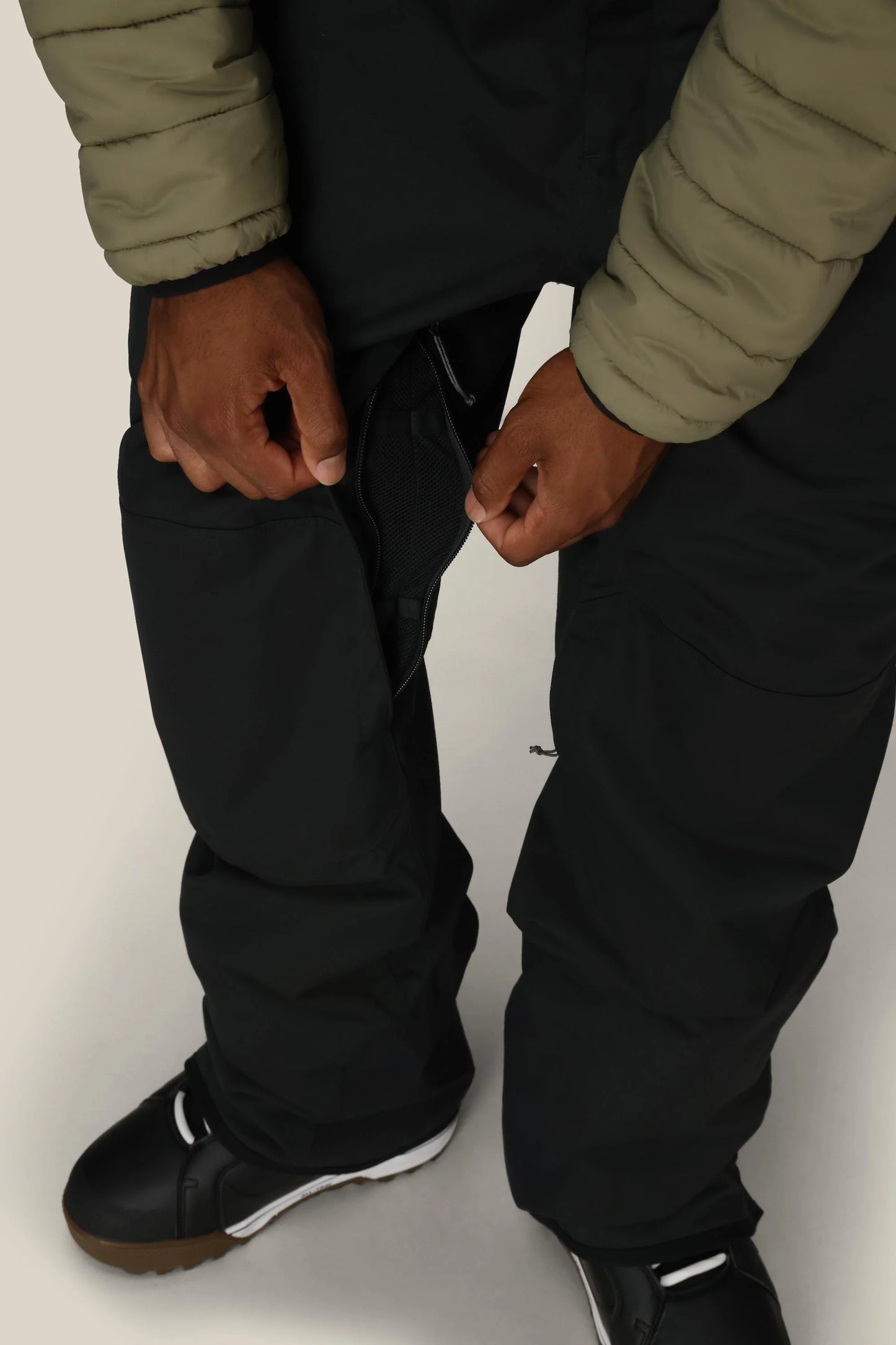 686 HUF Hot Lap Insulated Bibs - Men's