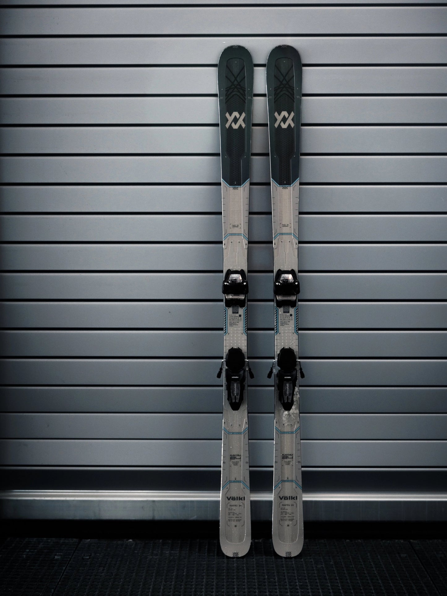 Volkl Mantra 84 Skis 2026