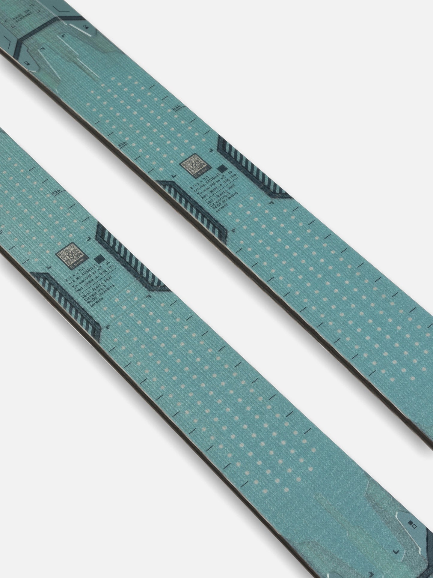 Volkl Mantra 88 Skis 2026