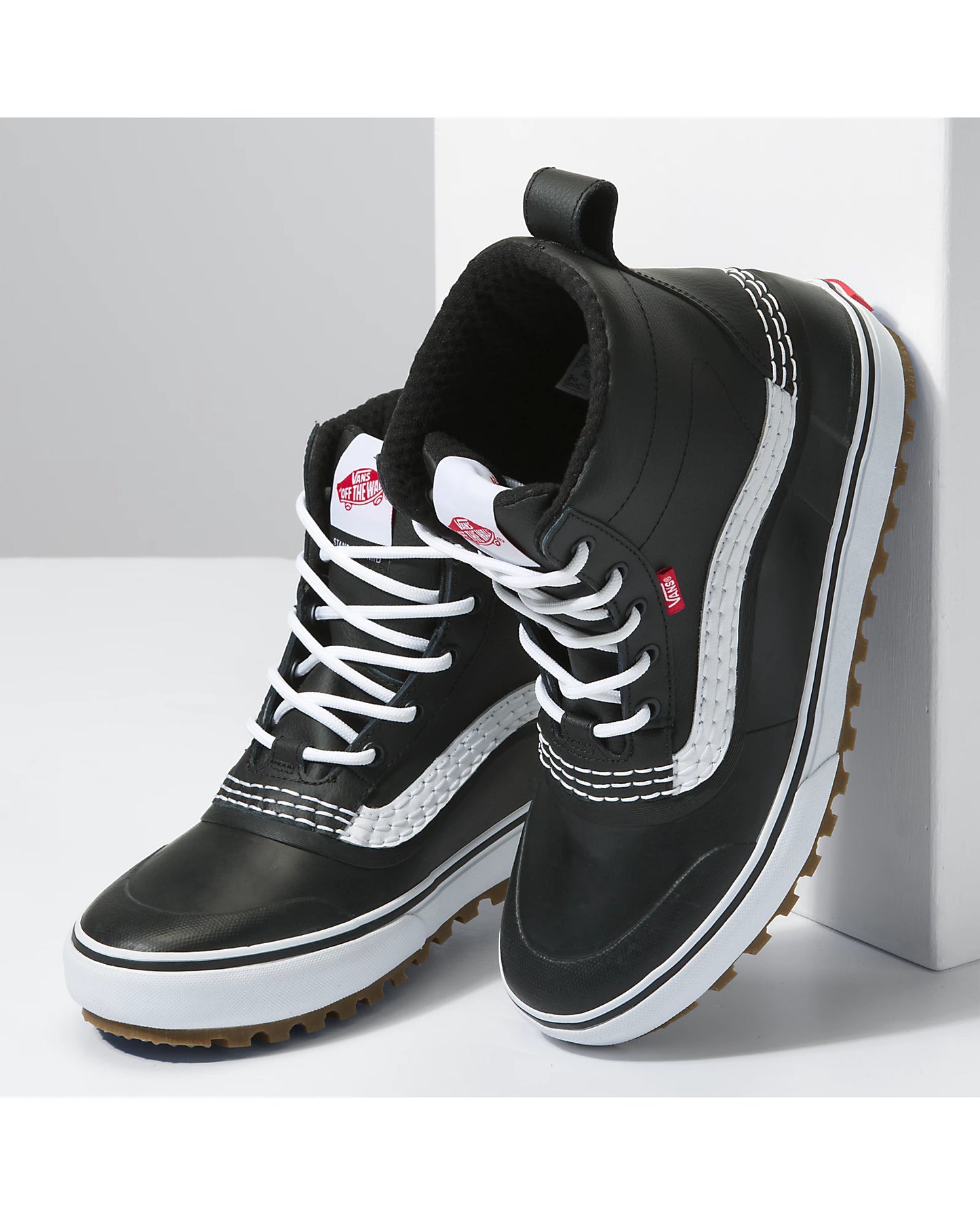 Vans Standard Mid Snow MTE Boots