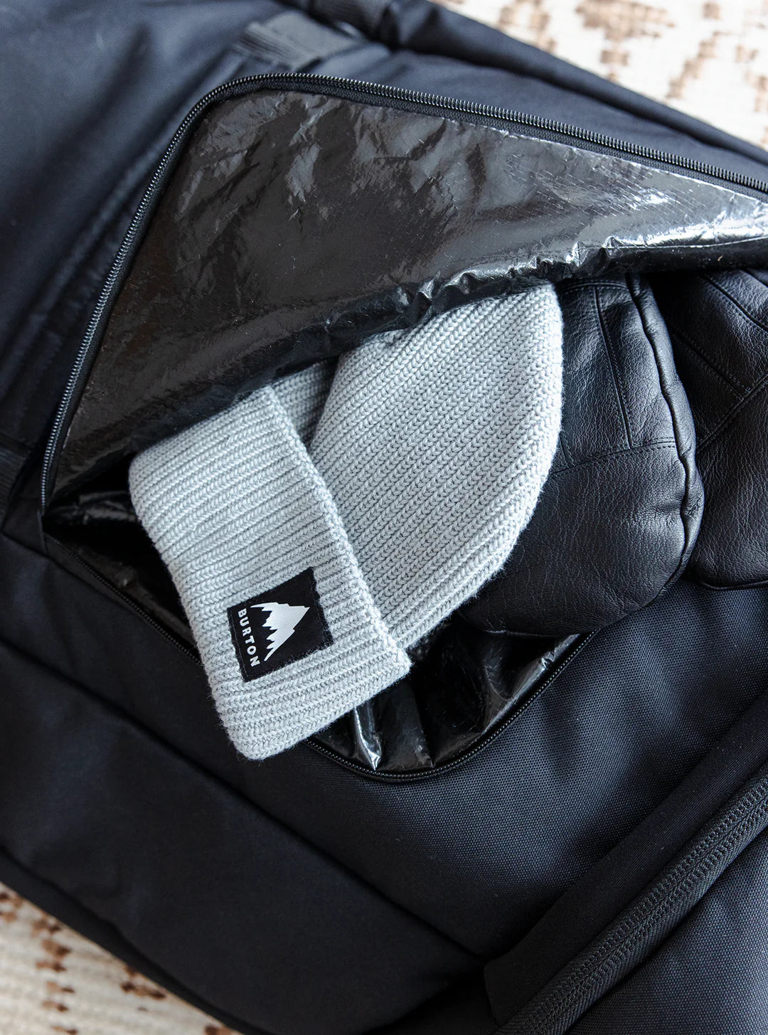 Burton Wheelie Flight Attendant Snowboard Bag