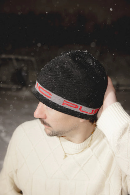 Public Stretch Logo Skully