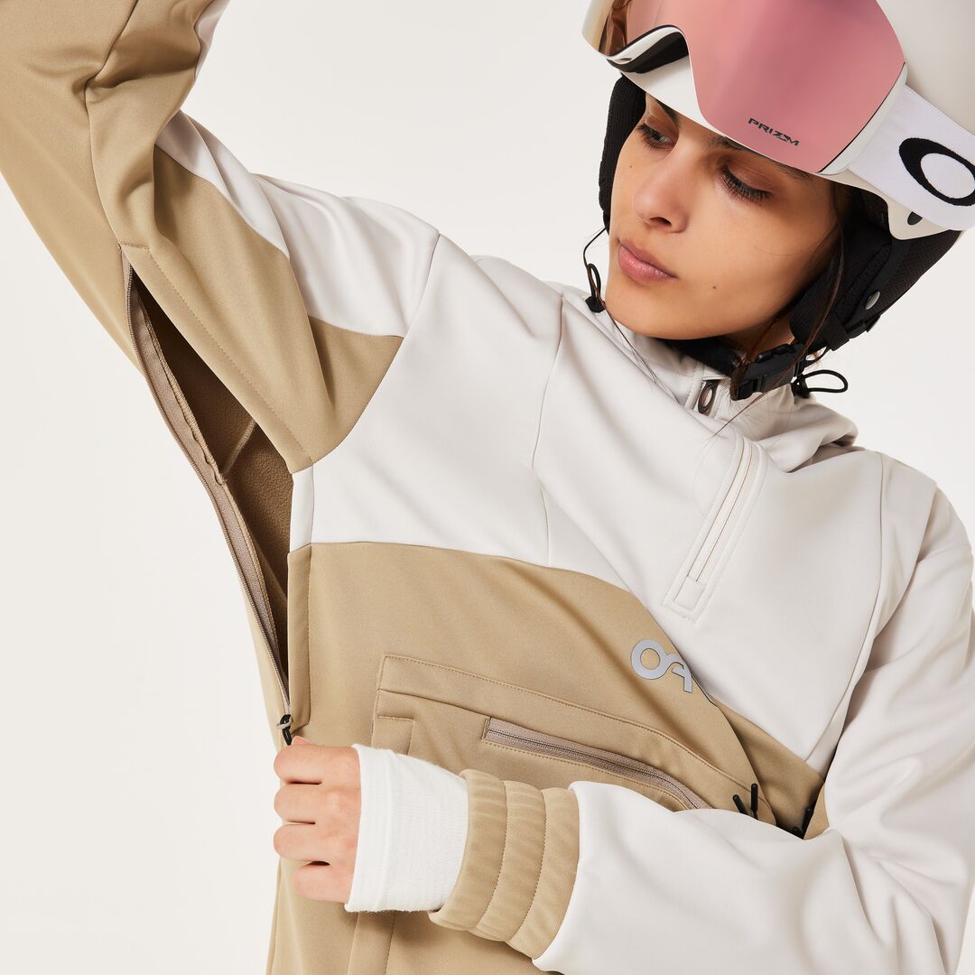 Oakley TNP Nose Grab Softshell Hoodie - Women's