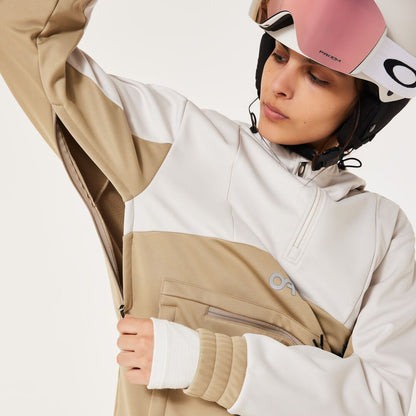 Oakley TNP Nose Grab Softshell Hoodie - Women's