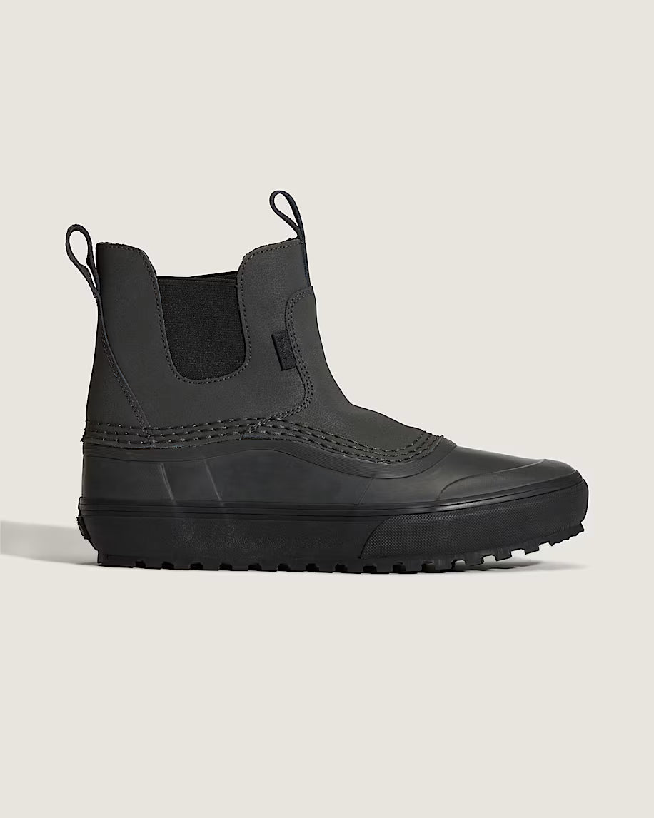 Vans Standard Mid Chelsea Waterproof Boots