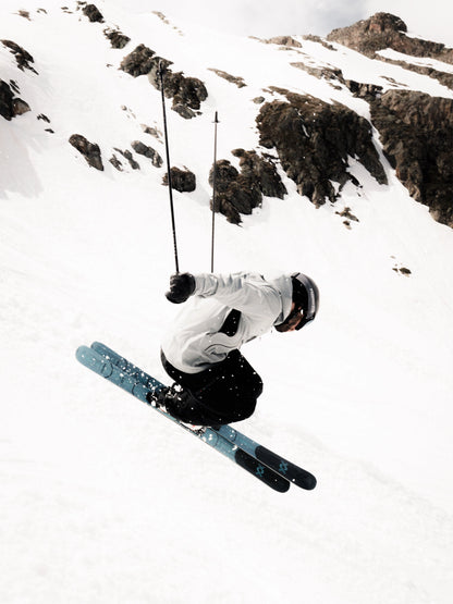 Volkl Mantra 84 Skis 2026