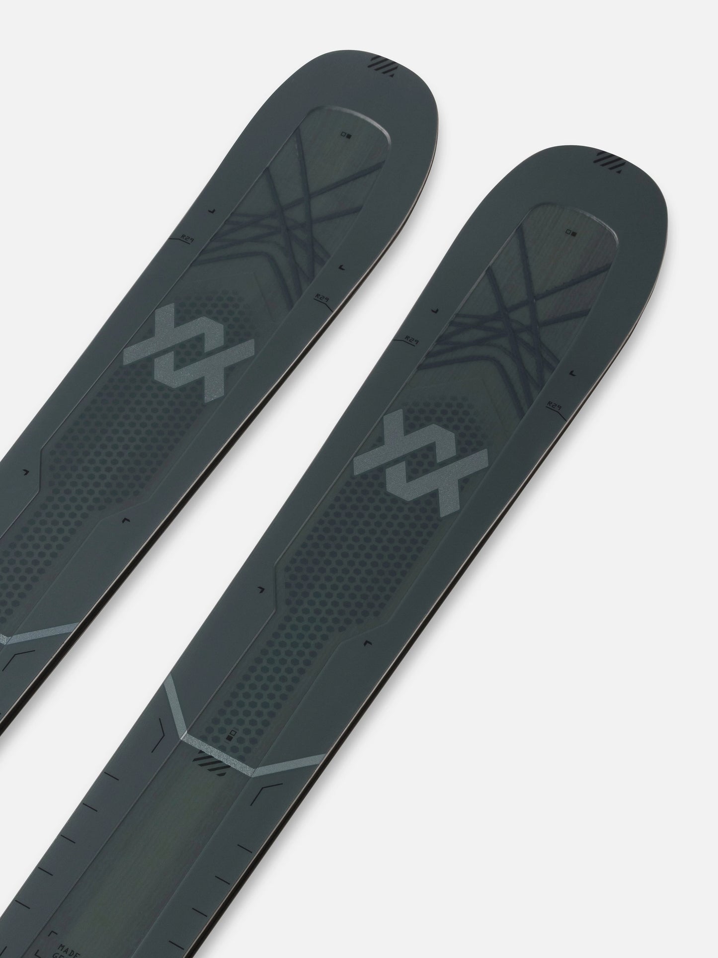 Volkl Mantra 84 Skis 2027