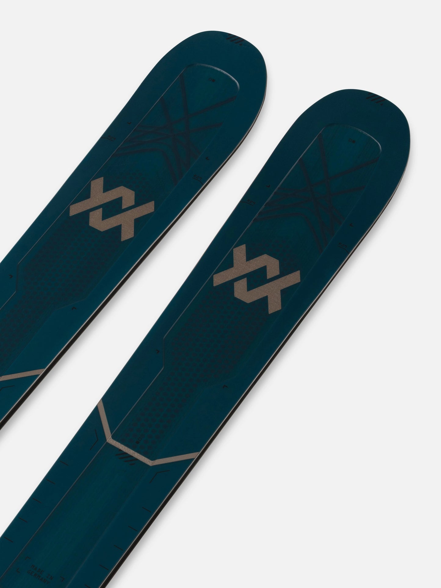 Volkl Mantra 88 Skis 2027