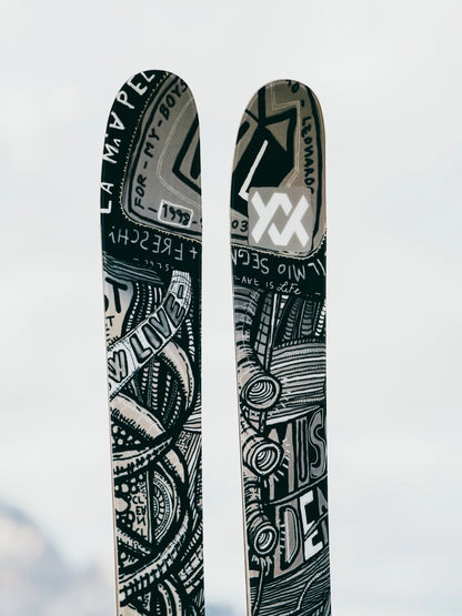 Volkl Revolt Jr Urban Skis + 7.0 VMotion JR Bindings 2027 - Kids'